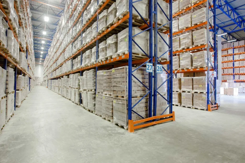 The Complete Guide to Specialized Storage for Cosmetics and Spare Parts in Saudi Arabia